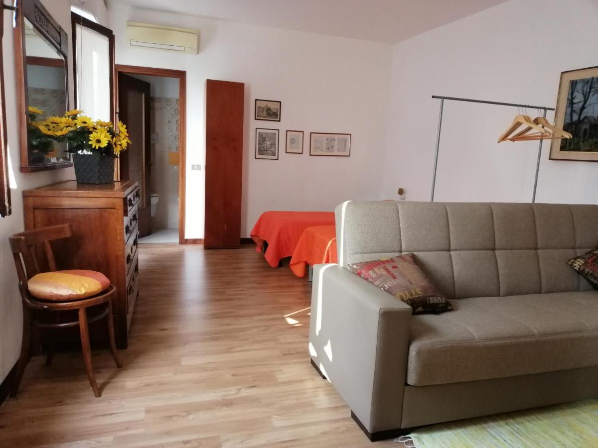 Appartamento Le Campanelle San Felice del Benaco Luaran gambar