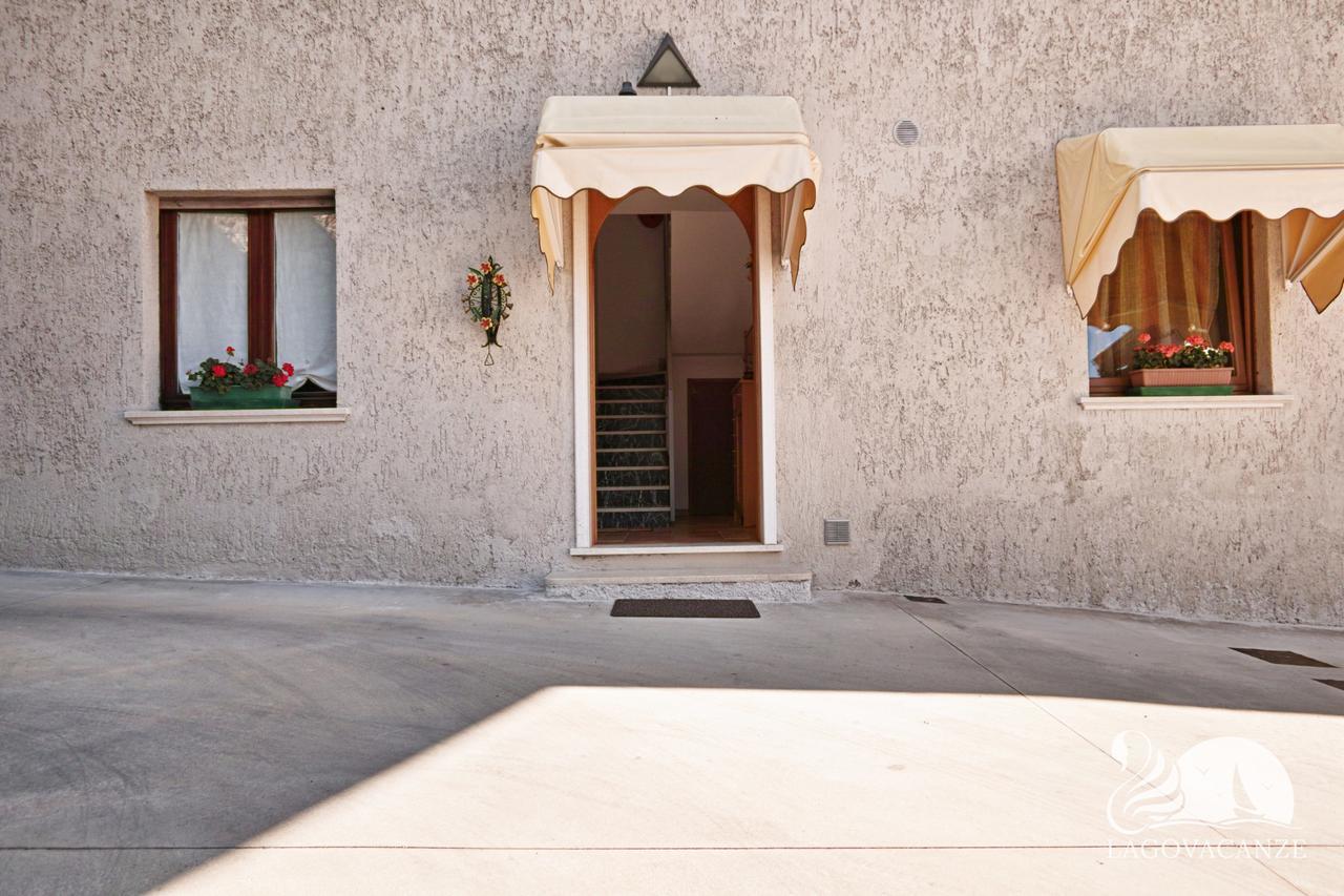 Appartamento Le Campanelle San Felice del Benaco Luaran gambar
